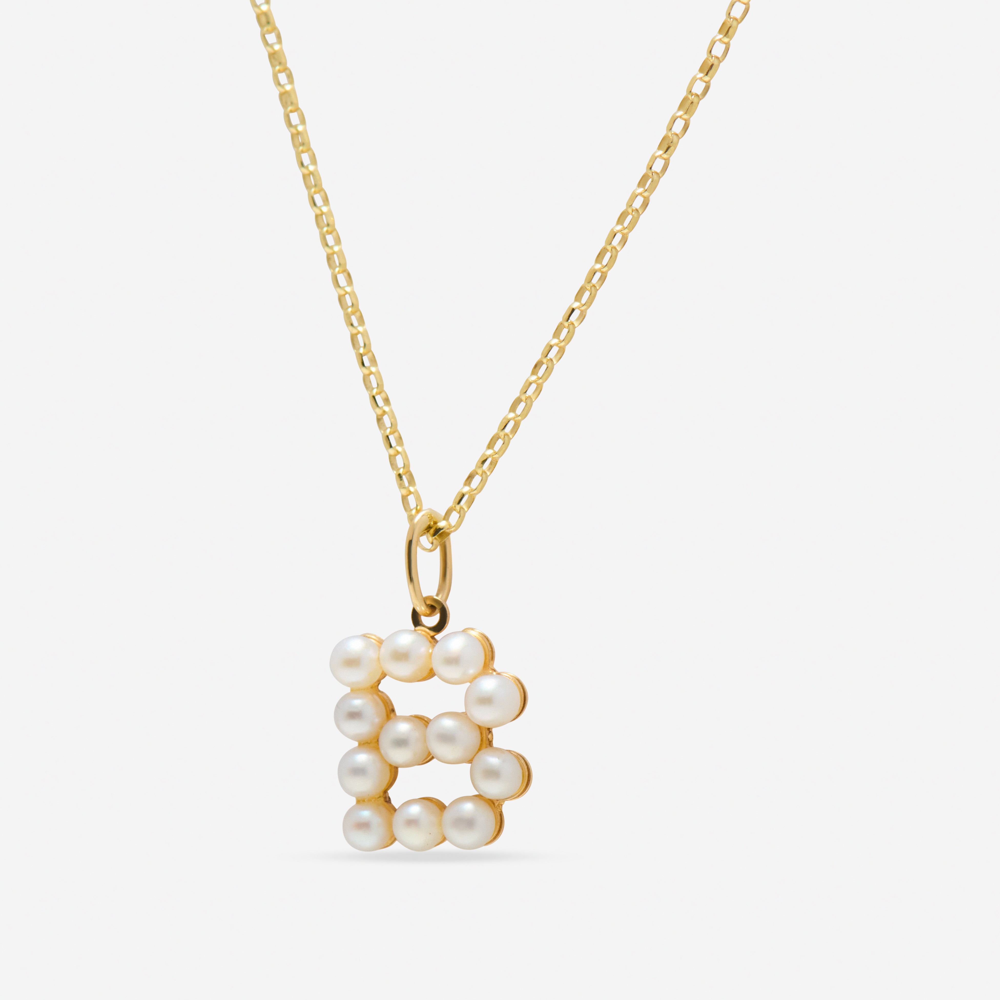 Initiale Pearl Pendant