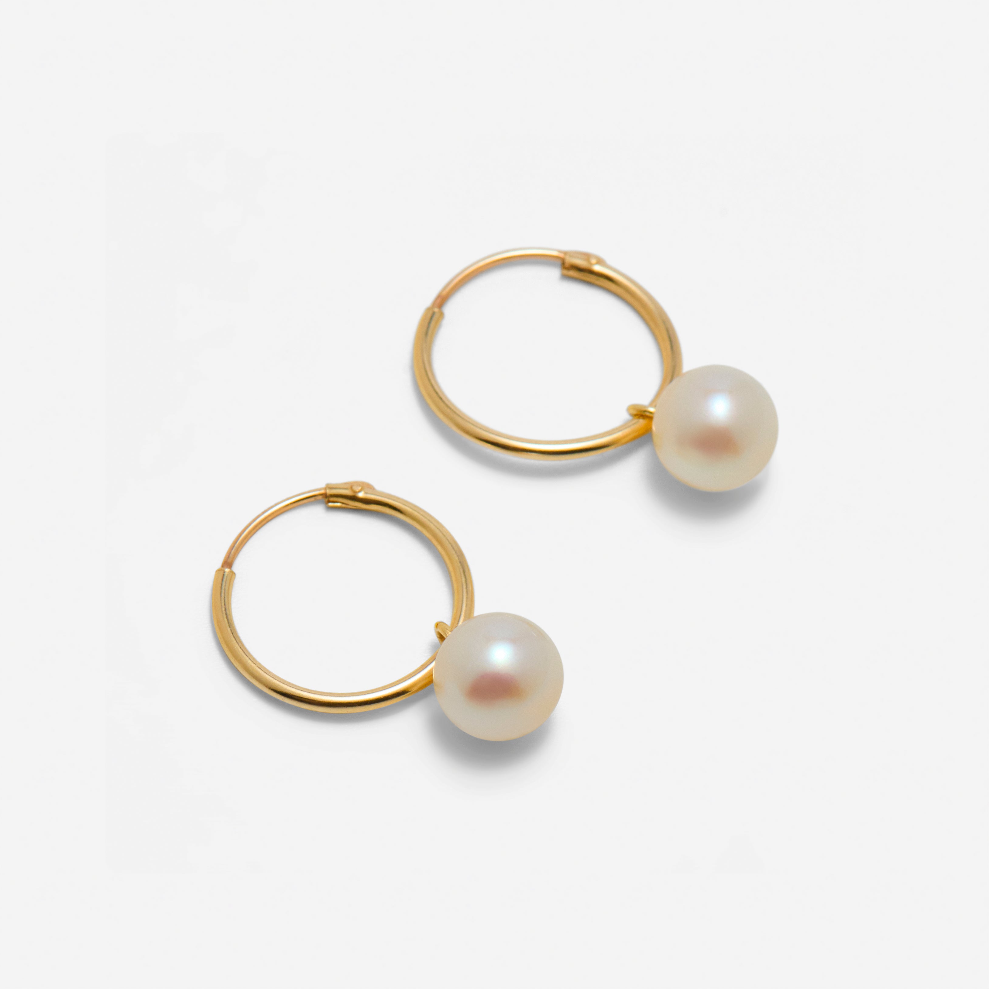 The Isla Pearl Hoops