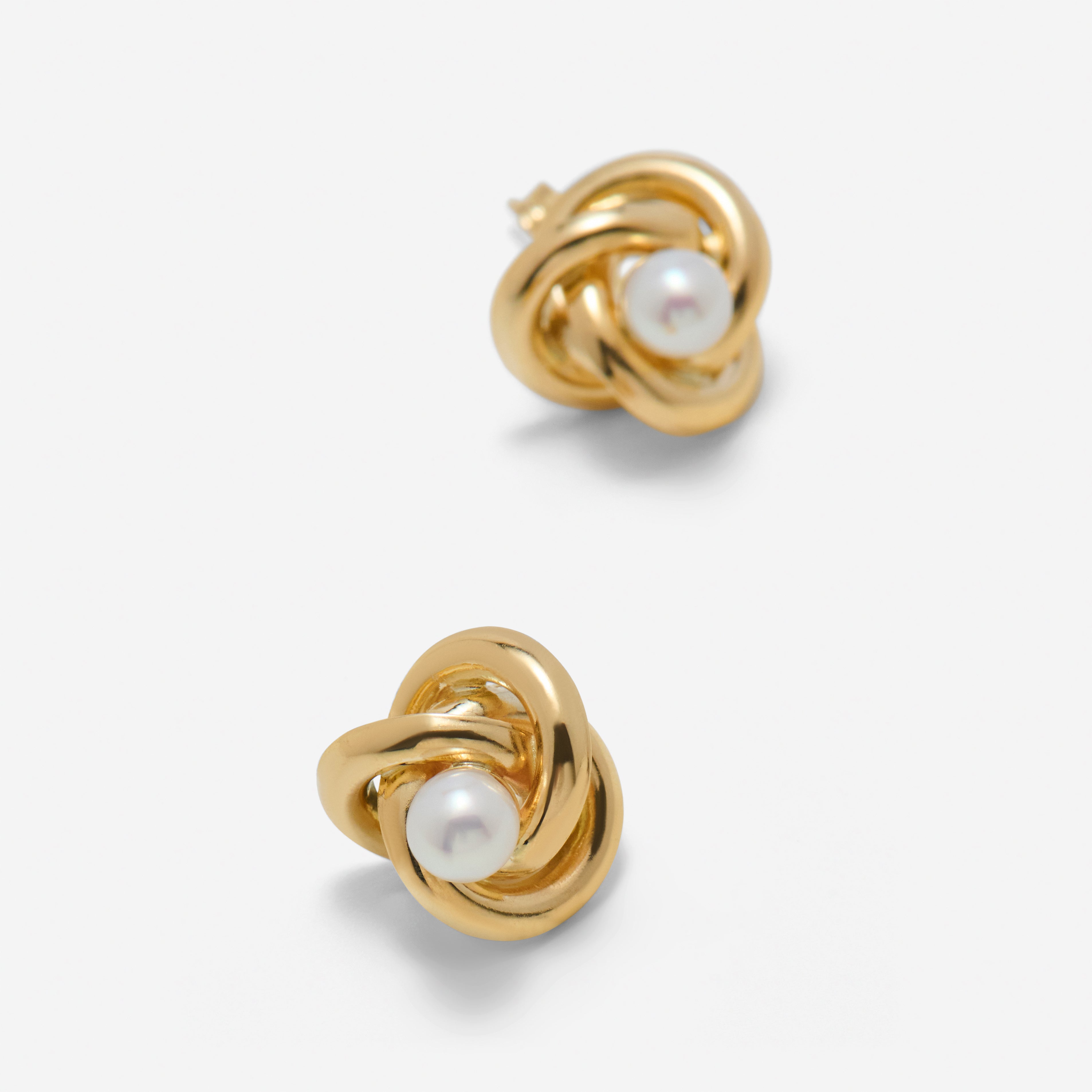 The Maris Knot Studs