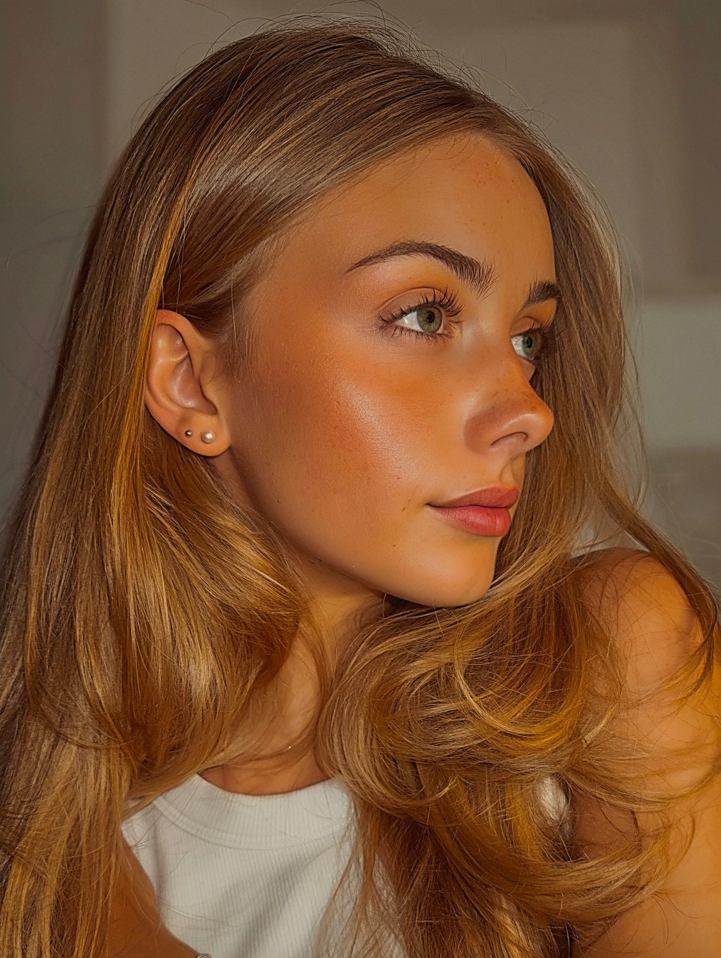 Selene Pearl Studs